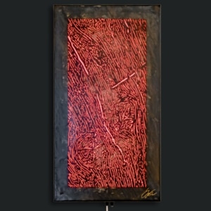 „Wood“ ein Stahlbild von Daniel Springer - Stahlbild aus einer Serie von Daniel Springer mit Stahloberfläche in Holzoptik geschnitten, Rahmen in Stahl braun brüniert, Beleuchtung in RGB